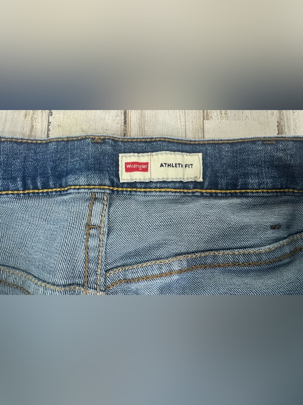 Wrangler Athletic Fit Jeans Mens 40x32 Stretch Denim Blue Pants - Picture 5 of 12